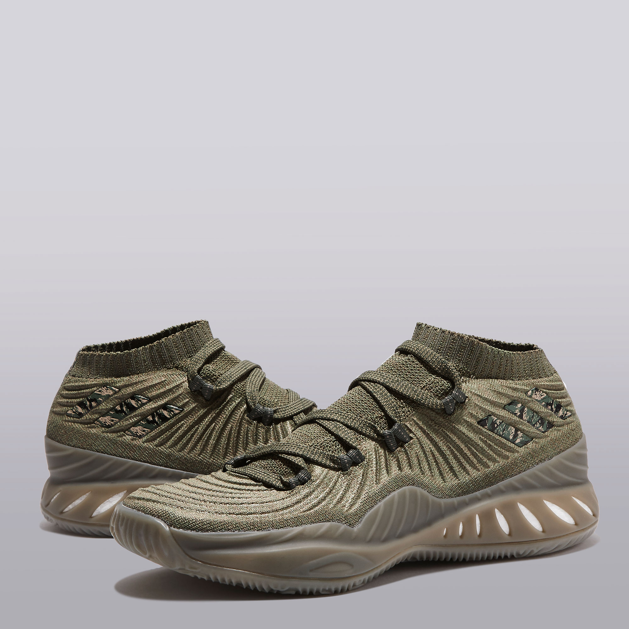 crazy explosive low primeknit 2017